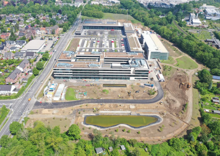 408C7F9B-EBEB-4C50-8799-A37C4FD00E2F