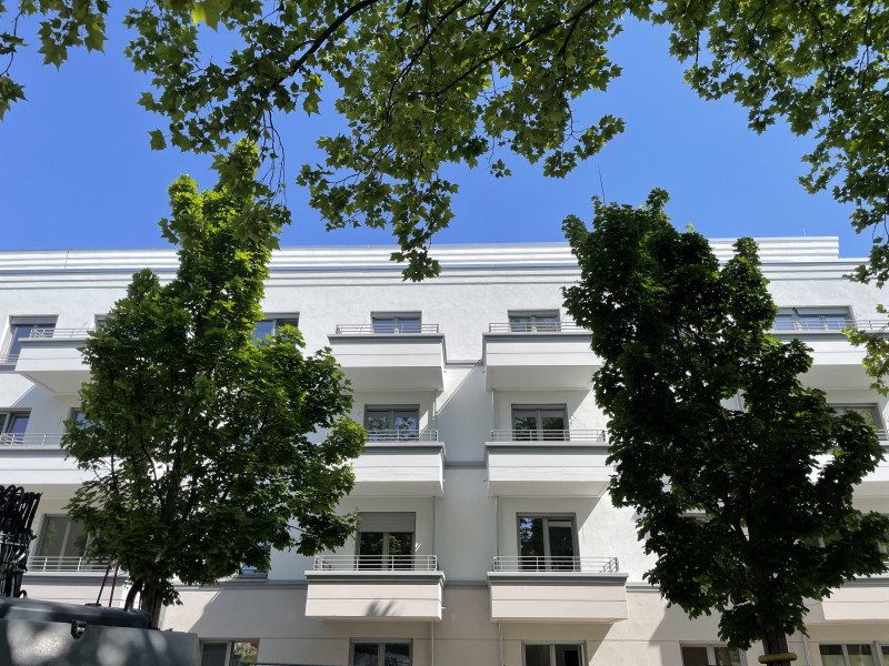 1272051c-bbfc-46f8-b811-cd760dbe3f35