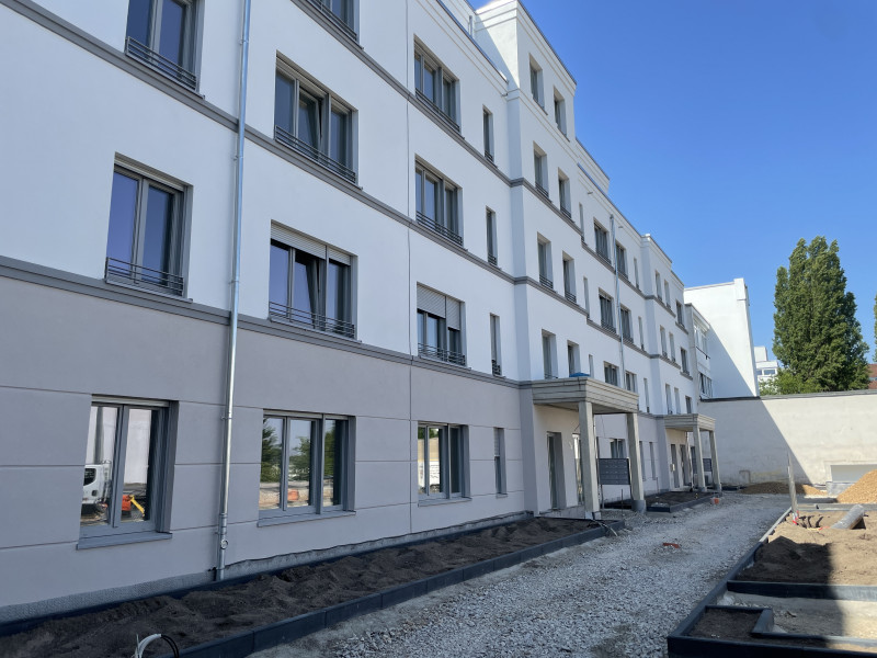 1e356100-79ce-4773-b6c1-ec0deefd8102