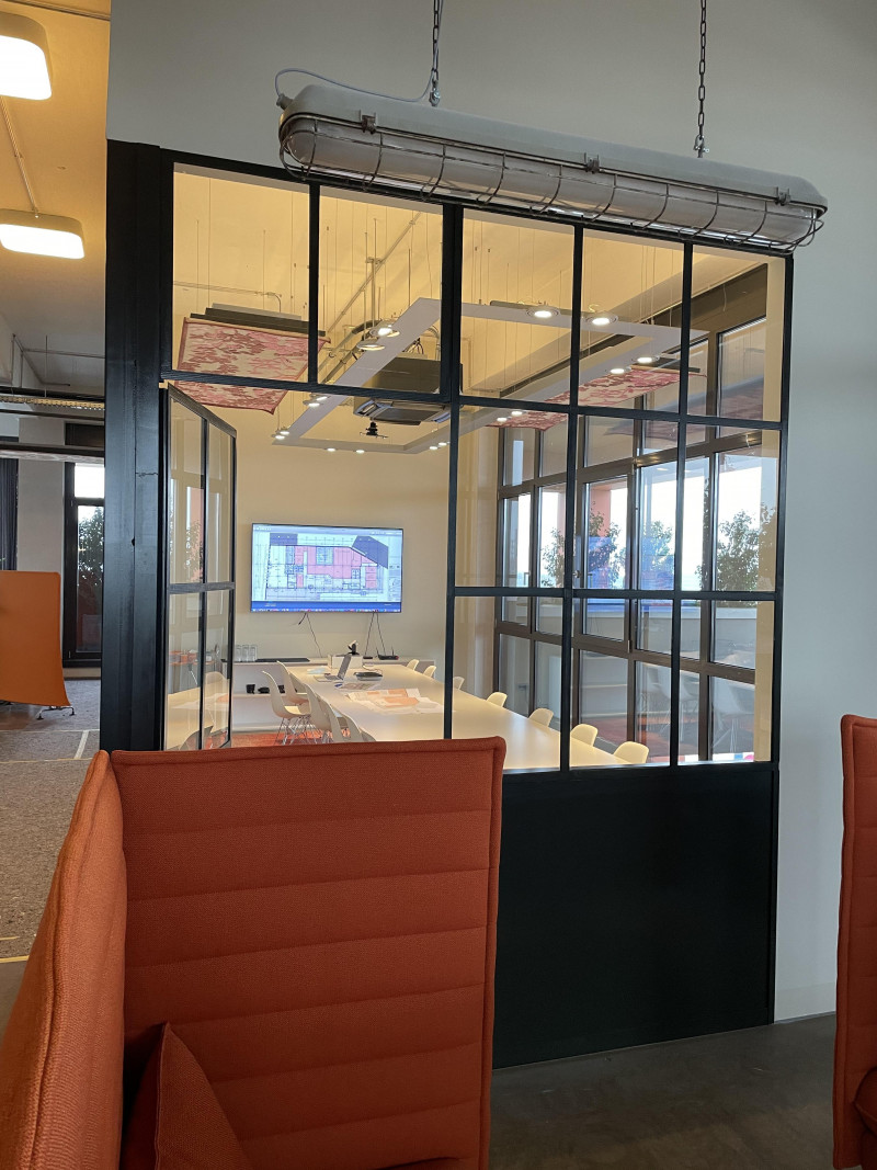 4e1b9517-462d-4579-8fe9-304355eabeeb