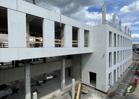 53228311-53E5-416A-8026-28377E87ECA7