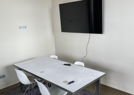 8FA543C3-00F6-4C30-9449-722344D33BD3